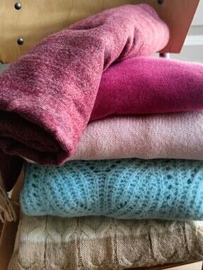 Bundle 4 Sweaters Knit in Mint Green, Pastel Pink, Fuchsia and Cream&Tan